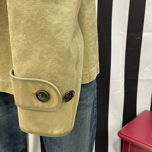 Authentic Burberry Manderson Jacket - Picture 3 of 8